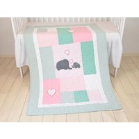 Rosa Baby Decke Mint Elefant Quilt, Mädchen Kinderbett Bettwäsche, Patchwork Kontrollensindaufder von Customquiltsbyeva