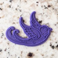 Gruseliger Vogel Keks Popup Stempel & Cutter Fondant Kuchen Dekoration Zuckerglasur Schablone Halloween von CutBakeStamp