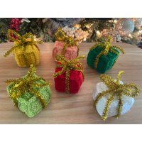 Weihnachtsgeschenkbox/Gehäkelte Geschenkbox Amigurumi Weihnachtsdeko Weihnachtsdekoration von CuteAlley