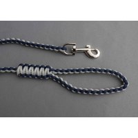 Handgefertigte 2-Strängige Runde Paracord-Hundeleine Oder Führleine, Stark, Langlebig Und Wasserdicht, Benutzerdefinierte Farboptionen, 3, 4, 5 6 Handgefertigte 2-Strängige Runde Paracord-Hundeleine Oder Führleine, Stark, Langlebig Und Wasserdicht, Benutzerdefinierte Farboptionen, 3, 4, 5 6 von CuteAndCuddlyDesign
