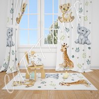 Süßer Dschungel Tiere Und Sterne Baby Jungenzimmer Teppich, Trommel Lampenschirm, Kissenbezug von CuteTinyTr