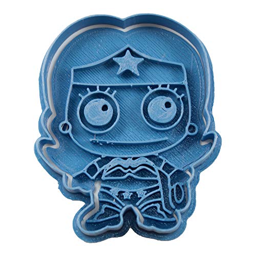 Cuticuter Wonder Woman Chibi Superheroes Keksausstecher, Blau, 8 x 7 x 1,5 cm Cuticuter Wonder Woman Chibi Superheroes Keksausstecher, Blau, 8 x 7 x 1,5 cm von Cuticuter