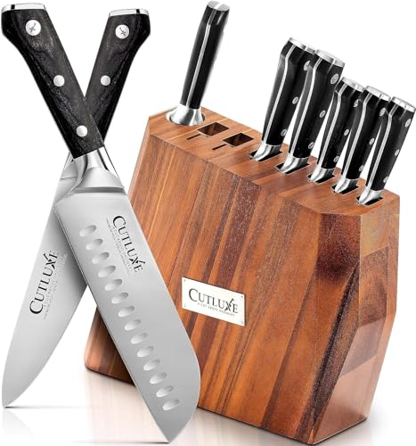 CUTLUXE 8-teiliges Messerblock – Kochmesser, Santoku Messer, Fleischmesser und Mehr – Hochwertigem Kohlenstoffstahl, Volltang-Design, Messerset mit Block aus Natürliches Akazienholz, Artisan Serie von Cutluxe