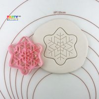 Schneeflocke Ausstecher | Weihnachtskeksschneider Im Weihnachtsmotiv von CutterAndStampFun