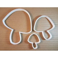Fliegenpilz Pilz Mario Shape Cookie Cutter Teig Keks Gebäck Fondant Scharfen Pflanze Kröte Hocker Pilze Fliegenpilz Pilz Mario Shape Cookie Cutter Teig Keks Gebäck Fondant Scharfen Pflanze Kröte Hocker Pilze von CutterCraftUK