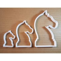 Schach Ritterspiel Stück Form Cookie Cutter Teig Keks Gebäck Fondant Scharfe Schablone Pferd Schach Ritterspiel Stück Form Cookie Cutter Teig Keks Gebäck Fondant Scharfe Schablone Pferd von CutterCraftUK