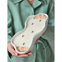 Gewellte Sojakerze Getrocknete Blumen & 5 Holzdochte - Mango Kokosnuss von CvitkaCandleDecor