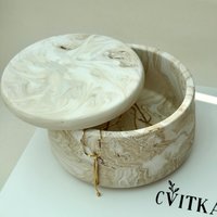 Handgemachte Jesmonite Trinket Glas Mit Deckel Schmuck Halter Marmoreffekt von CvitkaCandleDecor