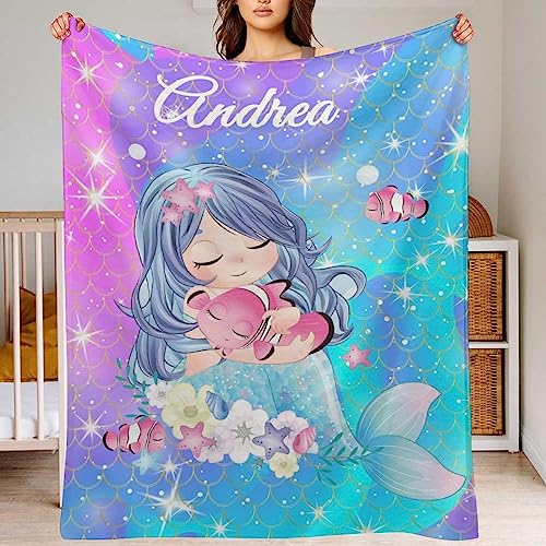 Cyiecweu Personalisierte Babydecke Kinderdecke mit Namen Individuelle Meerjungfrau Decke für Mädchen Personalisierte Baby Decke Geschenke für Geburtstag Fleece Blanket for Room Decoration,125x150cm von Cyiecweu