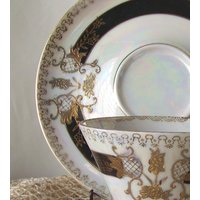 Linke Vintage Teetasse Und Untertasse, Schokobraun von CynthiasAttic