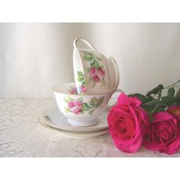 Vintage Rosa Rose Teetassen Mit Untertassen Set Aus Zwei von CynthiasAttic