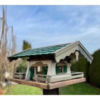 Darlux Rechteckiges Vogel Futter Haus Xl Futterstelle Aus Holz Vogelhaus Grün von DARLUXShop