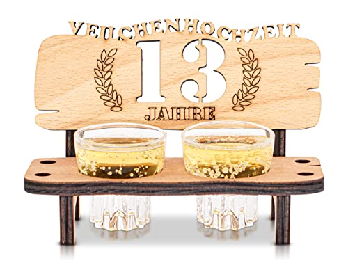 DARO Design - Schnapsbank 13. Hochzeitstag Veilchenhochzeit Geschenk Deko für Paare Männer Frauen aus Holz mit Gläsern von DARO Design