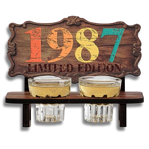 DARO Design - Schnapsbank Jahreszahl Geschenk zum 38. Geburtstag, Limited Edition Jahrgang 1987, Geburtstagsgeschenk Deko Vintage Retro Look lustige Geldgeschenke mit 2 Schnapsgläser, Geburtstagsdeko DARO Design - Schnapsbank Jahreszahl Geschenk zum 38. Geburtstag, Limited Edition Jahrgang 1987, Geburtstagsgeschenk Deko Vintage Retro Look lustige Geldgeschenke mit 2 Schnapsgläser, Geburtstagsdeko von DARO Design