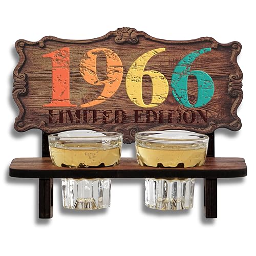 DARO Design - Schnapsbank Jahreszahl Geschenk zum 59. Geburtstag, Limited Edition Jahrgang 1966, Geburtstagsgeschenk Deko Vintage Retro Look lustige Geldgeschenke mit 2 Schnapsgläser, Geburtstagsdeko DARO Design - Schnapsbank Jahreszahl Geschenk zum 59. Geburtstag, Limited Edition Jahrgang 1966, Geburtstagsgeschenk Deko Vintage Retro Look lustige Geldgeschenke mit 2 Schnapsgläser, Geburtstagsdeko von DARO Design