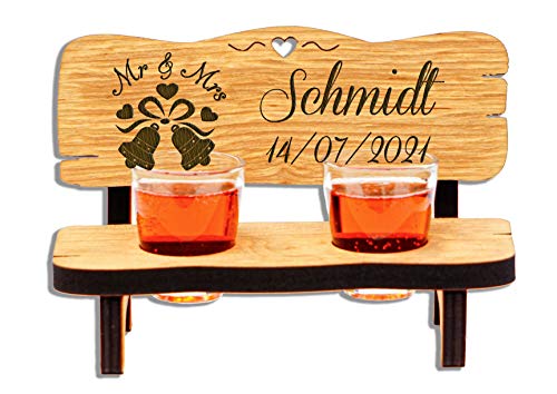 DARO Design - Schnapsbank mit Gravur Holz - Hochzeitsgeschenke für Brautpaar mit Schnapsgläser Geschenk zur Hochzeit Hochzeitstag mit 2 Schnapsgläser Hochzeitsgeschenk Deko von DARO Design