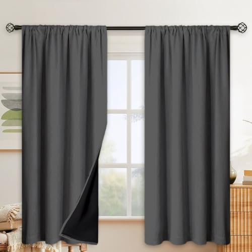 DASIAUTOEM Abdunkelnde Vorhänge, 100% Thermovorhang Kälteschutz mit Kräuselband Gardinen Blickdicht 2er Set, Vorhang Blickdicht, Thermovorhang Kälteschutz für Schlafzimmer Wohnzimmer (Dunkelgrau) von DASIAUTOEM