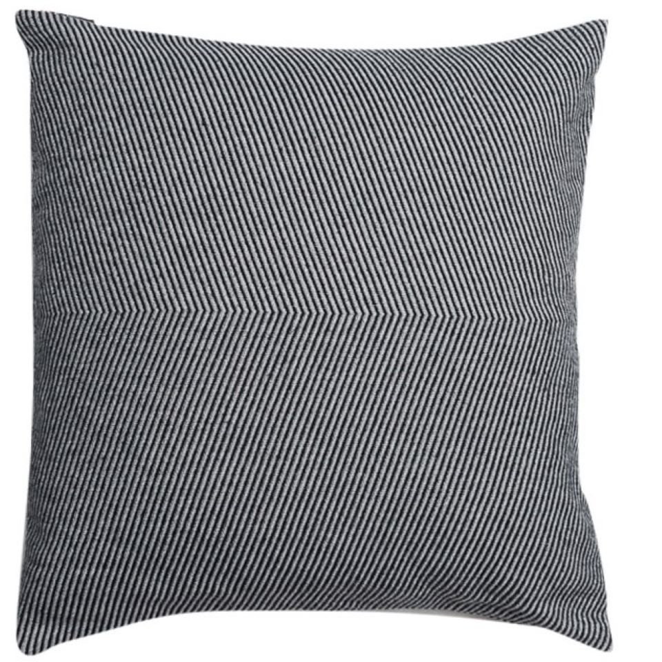DAVID FUSSENEGGER Kissenhülle Nova 'Fischgrät' 50 x 50 cm von DAVID FUSSENEGGER