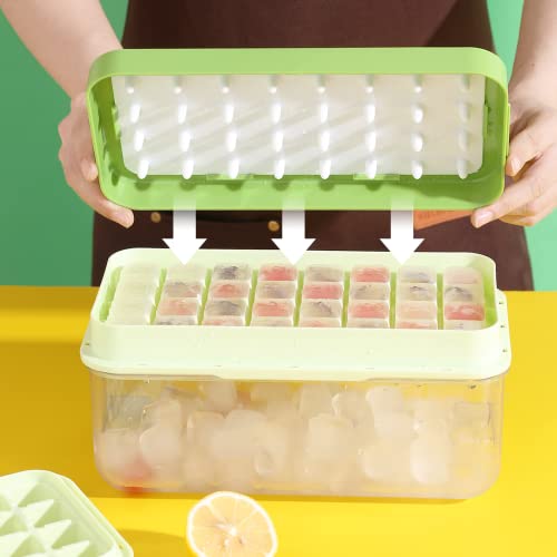 Eiswürfelschale mit Deckel Eiswürfelschale Gefrierschrank Eiswürfelbereiter mit Behälter 64 Ice Cube Trays einfach zu lösende Eiswürfelschalen (2 Ebenen, 1 Eiskübel und Schaufel) von DAYHAP
