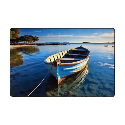Moderner Teppich mit Boot in blauem Wasser, kurzer Plüsch, ultraweich, für Eingangsbereich, waschbar, rutschfeste Fußmatten, Überwurf-Teppiche für Wohnzimmer, Schlafzimmer, Büro, Wohnheim Moderner Teppich mit Boot in blauem Wasser, kurzer Plüsch, ultraweich, für Eingangsbereich, waschbar, rutschfeste Fußmatten, Überwurf-Teppiche für Wohnzimmer, Schlafzimmer, Büro, Wohnheim von DDTKLSNV