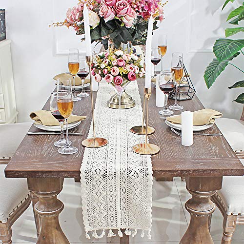 DÉCOCO 9,5"x 95" Beige Makramee Tischläufer rechteckige Häkelspitze Elegante Hohle Mesh Tischdecke für rustikale Boho Hochzeit Dekor Braut & Baby Dusche Dekoration Vintage Bauernhaus Tabletop Dekor von DÉCOCO