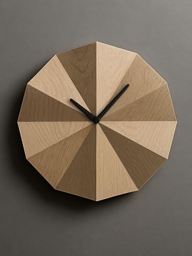 Dolomitick Moderne Designer-Wanduhr aus Holz – Geometrische Ausgefallene Wanduhr handgefertigt in Südtirol | Ø 30 cm | Eichenholz mit gebürsteter Oberfläche | Flüsterleises Quarzuhrwerk ohne Ticken Dolomitick Moderne Designer-Wanduhr aus Holz – Geometrische Ausgefallene Wanduhr handgefertigt in Südtirol | Ø 30 cm | Eichenholz mit gebürsteter Oberfläche | Flüsterleises Quarzuhrwerk ohne Ticken von DECORAY
