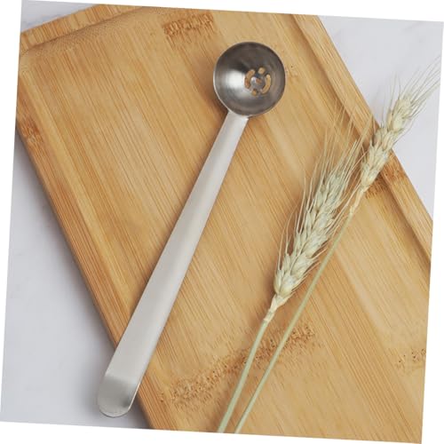 DECORNIJIA 2 Stück Edelstahl Olivenlöffel mit Abflusslöchern Lange Servierlöffel zum Entnehmen von Oliven Kirschen und Gurken Rostfrei Praktische Küchenhelfer für Einmachgläser von DECORNIJIA