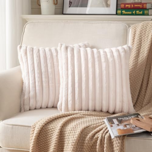 DEELAND 2 Stück, doppelseitige Kunstfell-Plüsch-Kissenbezüge, flauschig, gestreift, weich, Kissenbezüge für Sofa, Couch, Schlafzimmer, Beige, 45,7 x 45,7 cm von DEELAND