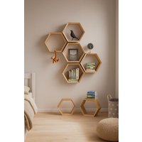 Sechseckregale Aus Eichenholz, Schwebende Holzwaben von DEKAFurniture