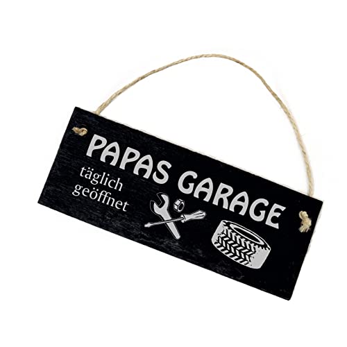 Papa Schild aus Schiefer - Papas Garage täglich geöffnet - Garagen Deko Schild 22 x 8 cm | Dekolando Papa Schild aus Schiefer - Papas Garage täglich geöffnet - Garagen Deko Schild 22 x 8 cm | Dekolando von DEKO-LANDO