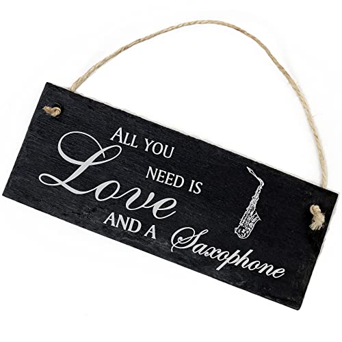 Schiefertafel Deko Saxophon Schild 22 x 8 cm - All you need is Love and a Saxophone - Wanddeko Dekoration Türschild von DEKO-LANDO