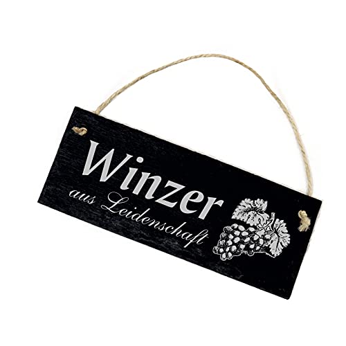 Schild Schiefertafel graviert - Winzer aus Leidenschaft - Schiefer Dekoschild 22x8cm | Dekolando Home Accessoires von DEKO-LANDO