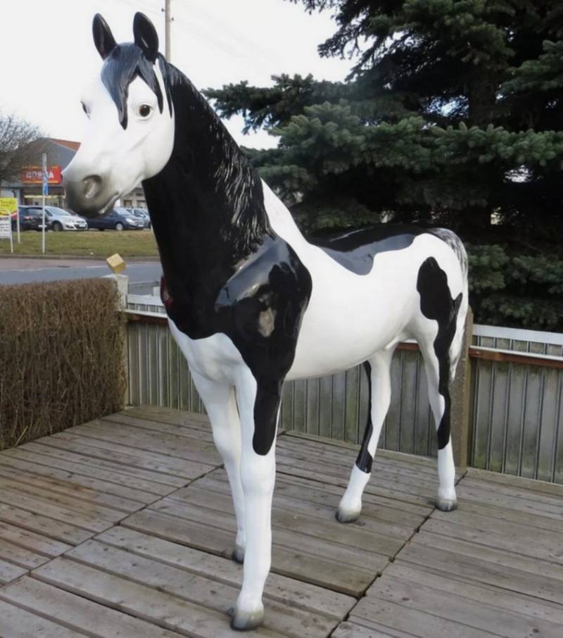 DEKO VERTRIEB BAYERN Gartenfigur XXL Pferd lebensgross Premium Gartendeko 220 cm schwarz Deko Figur von DEKO VERTRIEB BAYERN