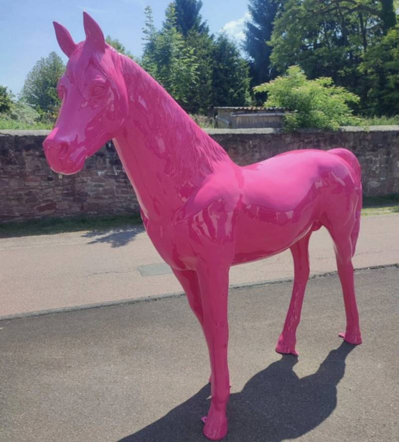 DEKO VERTRIEB BAYERN Gartenfigur XXL Premium Pferd lebensgross Gartendeko 220 cm Garten Deko Figur Pink von DEKO VERTRIEB BAYERN