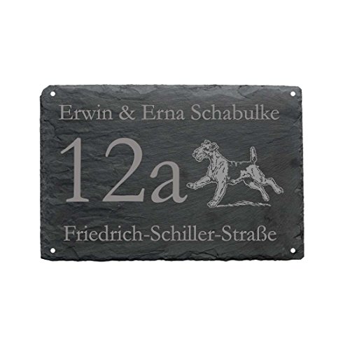 HAUSNUMMER + STRASSE + NAME mit AIREDALE TERRIER als SCHIEFERTAFEL individuell gefertigt Schieferschild Airedale 1 von DEKOLANDO