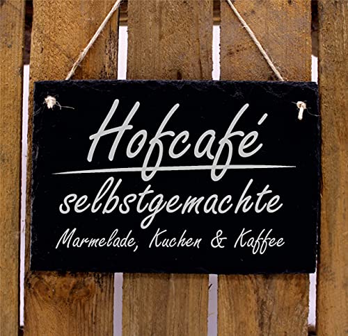 Schiefertafel Schild graviert - HOFCAFÈ selbstgemachte Marmelade, Kuchen & Kaffee - Schiefer Dekoschild 22x16cm | Dekolando Home Accessoires Schiefertafel Schild graviert - HOFCAFÈ selbstgemachte Marmelade, Kuchen & Kaffee - Schiefer Dekoschild 22x16cm | Dekolando Home Accessoires von DEKOLANDO