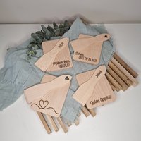 2Er Raclette-Set/Raclette Untersetzer & Spatel, Personalisiert Mit Name Durch Lasergravur, Aus Buchenholz von DEKOMomente