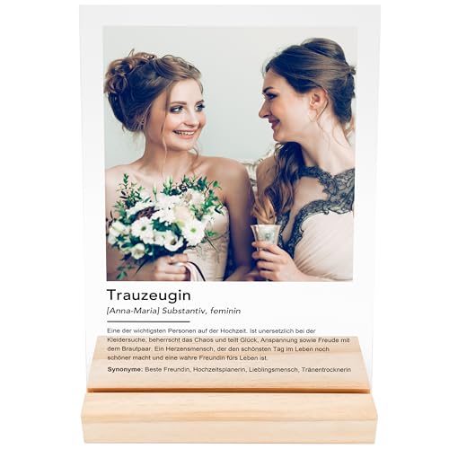 DEL MÀ Unique & Personal Trauzeugin Geschenk personalisiert Acrylglas Bild mit Foto Dankeschön Fotogeschenk für Trauzeuginnen 20x30 cm inkl. Holzfuß (Trauzeugin) von DEL MÀ Unique & Personal