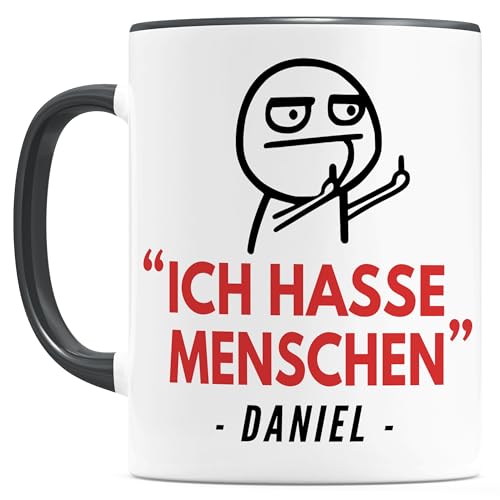 Mittelfinger Tasse Ich hasse Menschen mit Stinkefinger personalisiert mit Name Kollegin Geschenk Kollege Kaffeetasse aus Keramik Schwarz 330 ml (Strichmännchen) von DEL MÀ Unique & Personal
