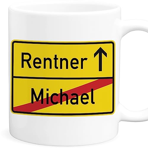 Rentner Tasse personalisiert Renteneintritt Geschenk Rente Rentnerin Abschiedsgeschenk für Kollegen Ruhestand Kaffeetasse aus Keramik 330ml von DEL MÀ Unique & Personal