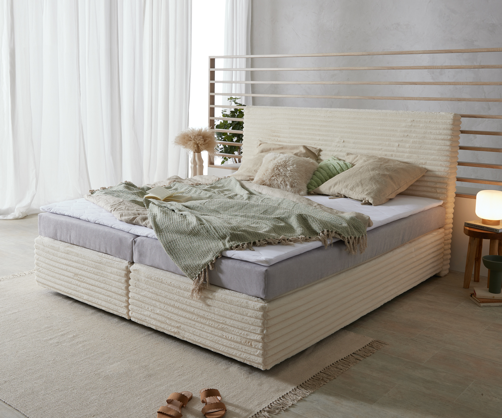 Boxspringbett Dream-Well Plüsch-Cord Beige 180x200 cm Bonell-Matratze PU-Topper von DELIFE