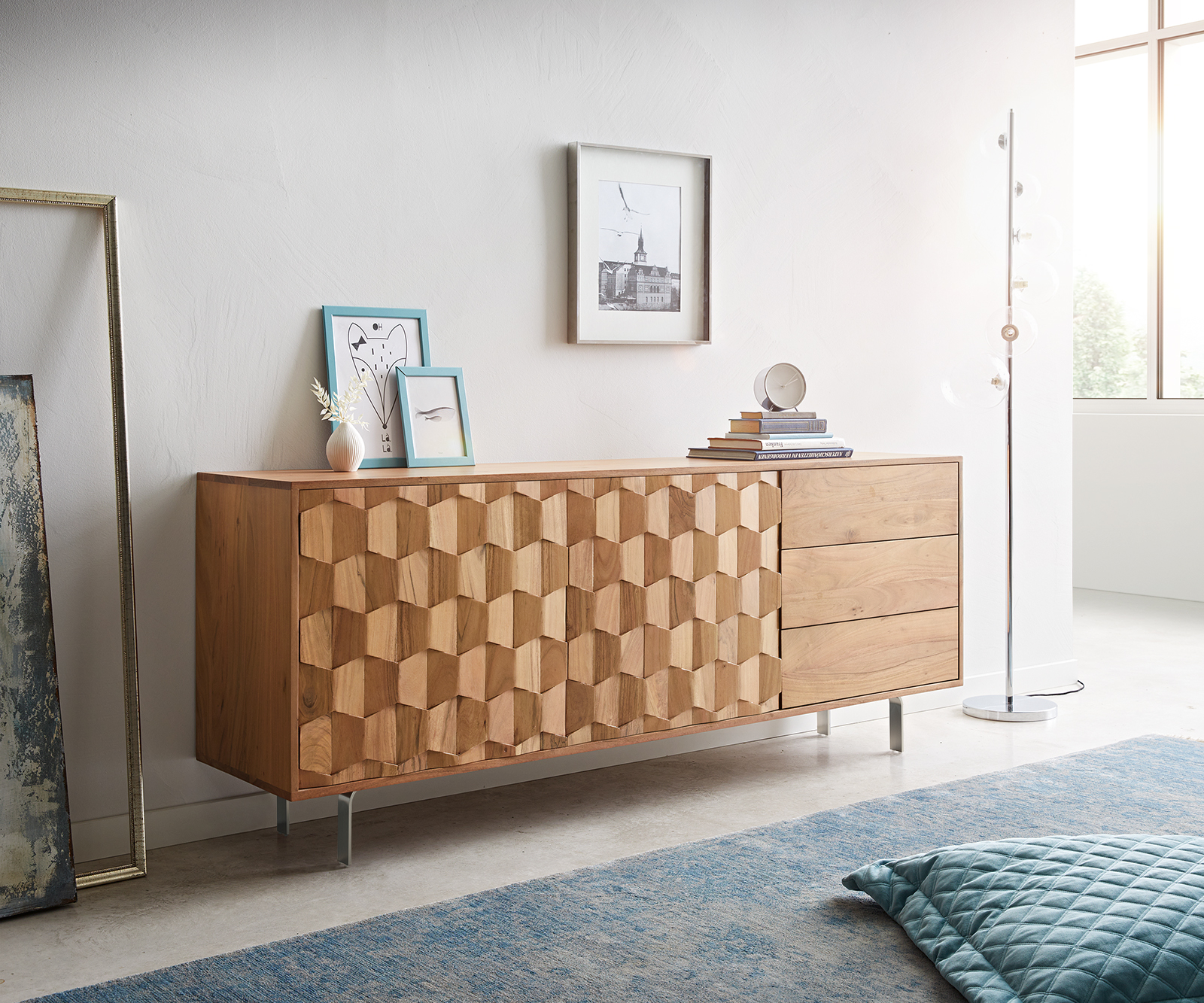 Sideboard Fevo 175 cm Akazie Natur 2 Türen 3 Schubfächer L-Fuß von DELIFE