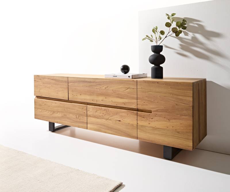 Sideboard Tiamar 180 cm Ulme Natur 1 Tür 4 Schubfächer Kufe Metall Schwarz von DELIFE