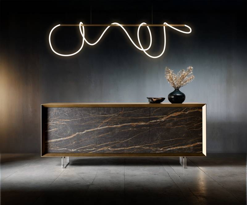 Sideboard Yori 200 cm Metallic Gold 2 Türen 3 Schubladen Acrylfuß Keramik Laminam®Noir Desir Braun von DELIFE