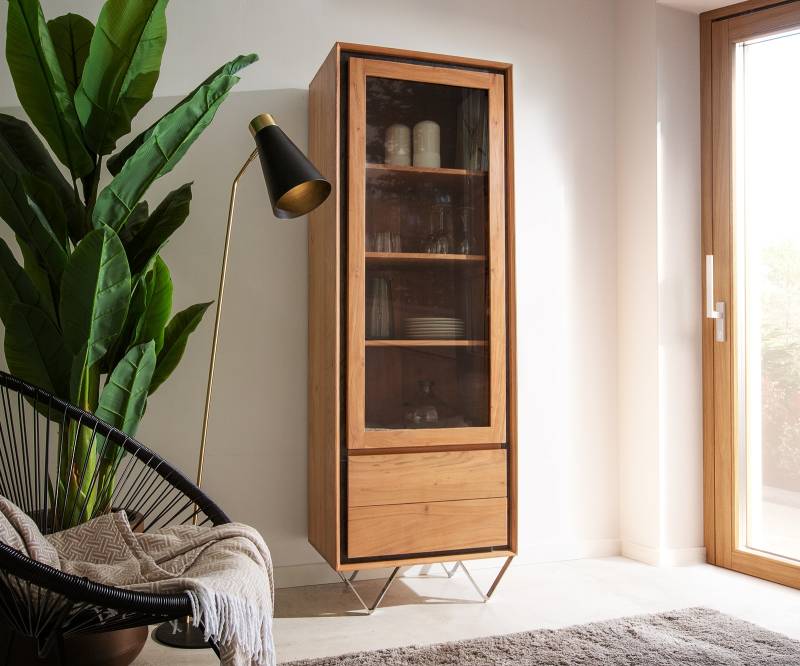 Vitrine Stonegrace 55x180 Akazie Natur 1 Tür 2 Schubladen Steinfurnier V-Fuß von DELIFE