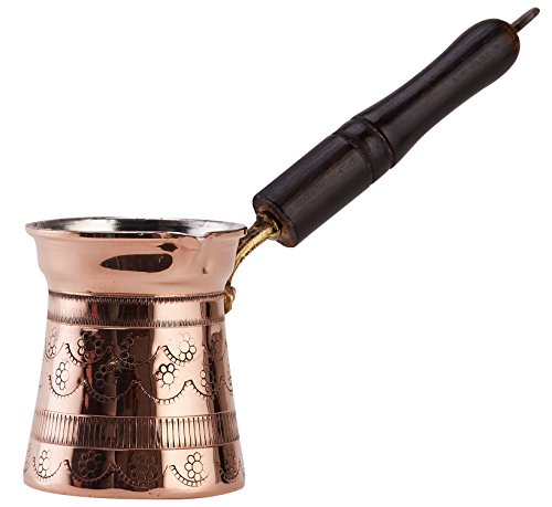DEMMEX Türkische griechische Kaffeekanne aus Kupfer, Cezve Ibrik Briki, Herd-Kaffeemaschine mit Holzgriff, 100 % handgefertigt, geprägtes Blumenmuster, klein, 200 ml für 2–3 Demitasse-Tassen von DEMMEX
