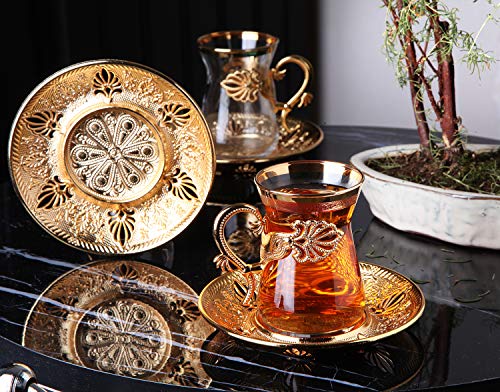 DEMMEX Türkisches Teegläser-Set mit Haltern, Untertassen, Löffeln, ausgefallenes türkisches Teeset, 24 Stück, 118 ml (Gold) von DEMMEX