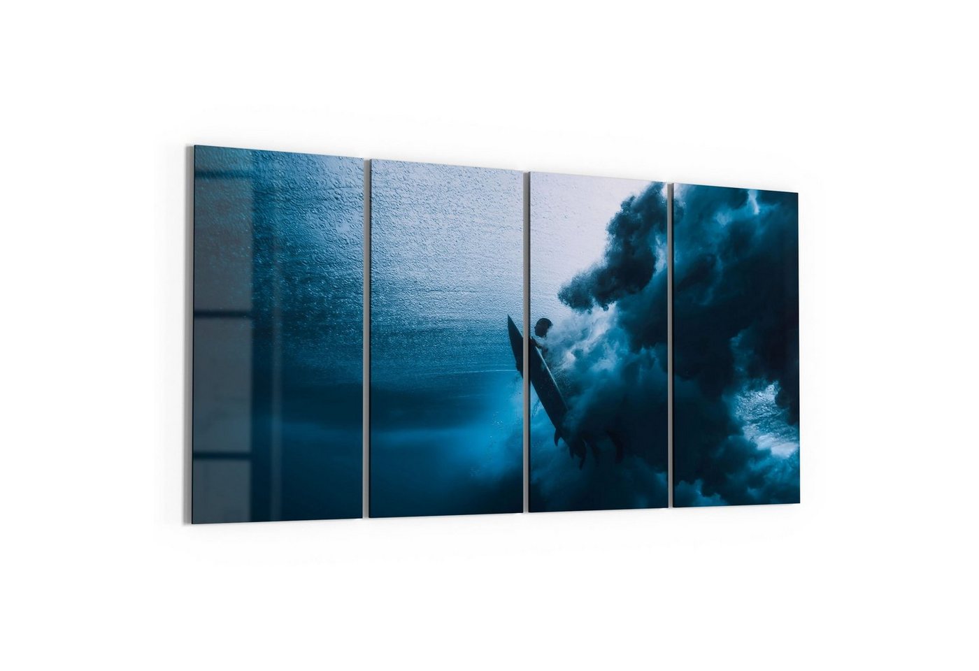 DEQORI Glasbild 'Surfer taucht Unterwasser', 'Surfer taucht Unterwasser', Glas Wandbild Bild schwebend modern von DEQORI