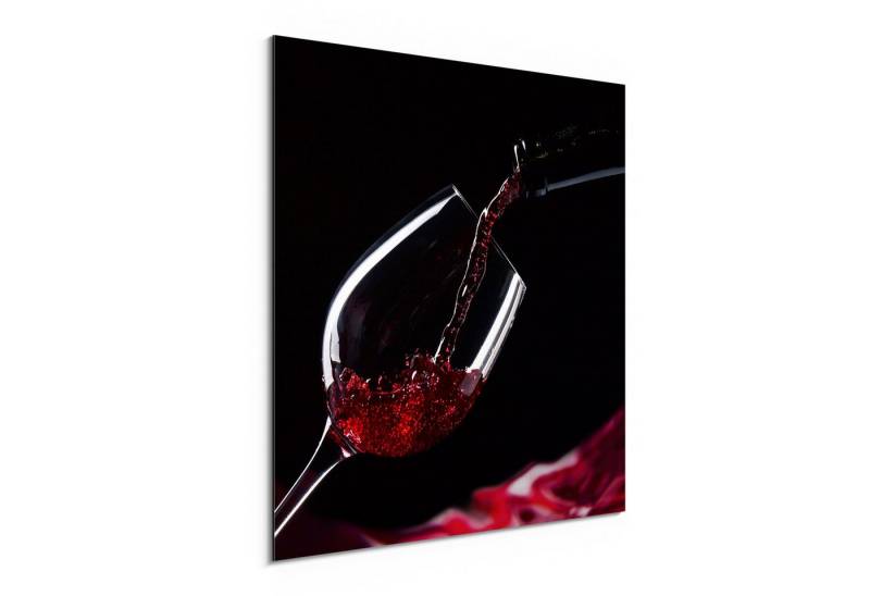 DEQORI Metallbild 'Rotwein ins Glas gegossen', Alu Dibond Bild Aluminium Aluverbundplatte Design Wandbild Aludibond von DEQORI