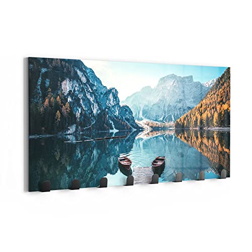 DEQORI Wandgarderobe Glas & Metall | Motiv Blick auf Lago di Braies | 60x30 cm | Design Haken-Leiste modern | Garderoben-Paneel für Flur, Wohnzimmer & Schlafzimmer | magnetisch & beschreibbar von DEQORI